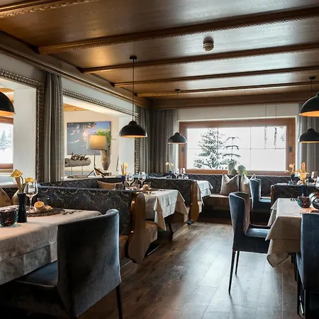 Gasthof Haus Elisabeth St. Leonhard im Pitztal
