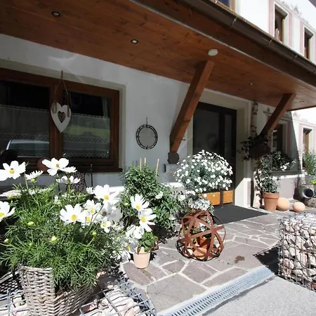 Haus Elisabeth St. Leonhard im Pitztal